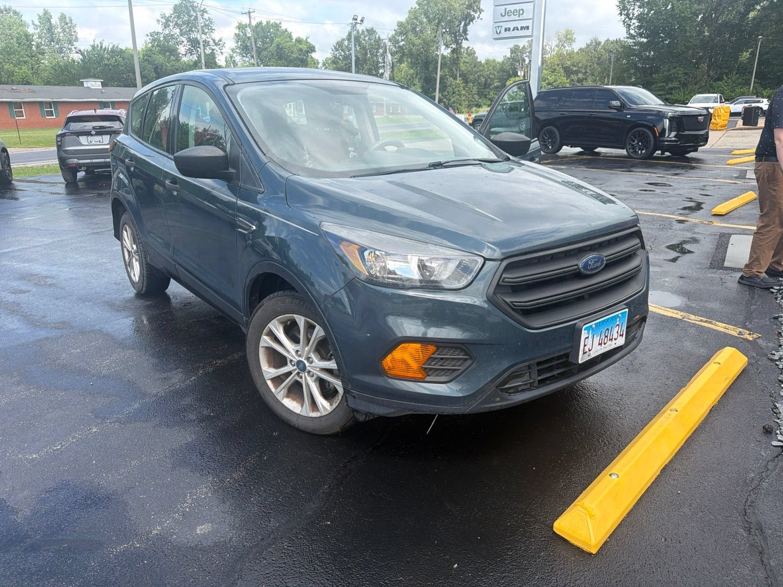 2019 Ford Escape S