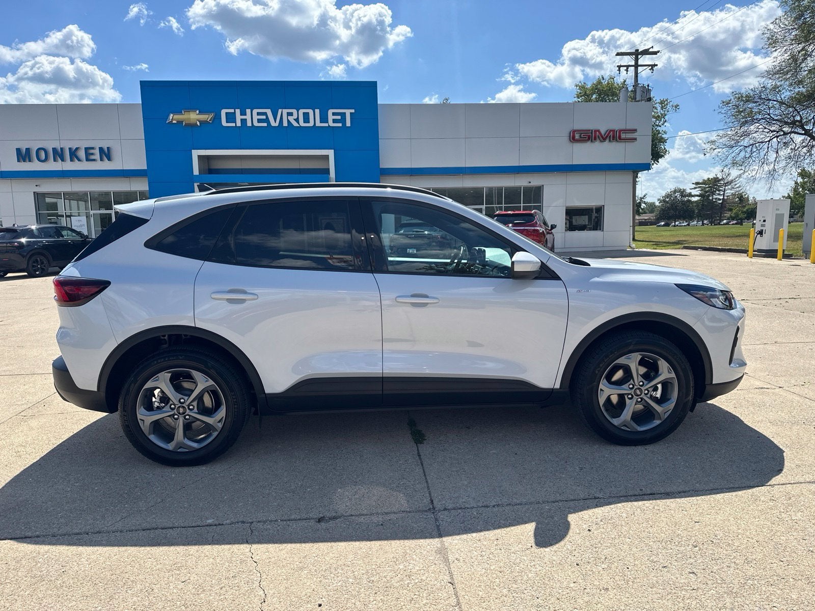 2025 Ford Escape ST-Line Select