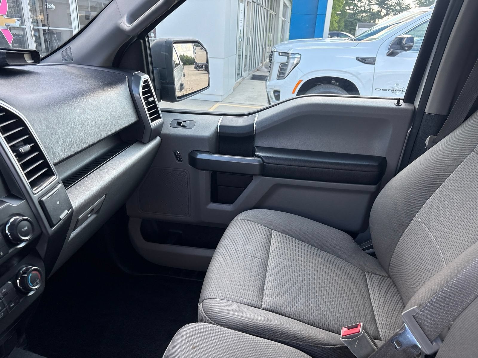 2019 Ford F-150 XL - Photo 14