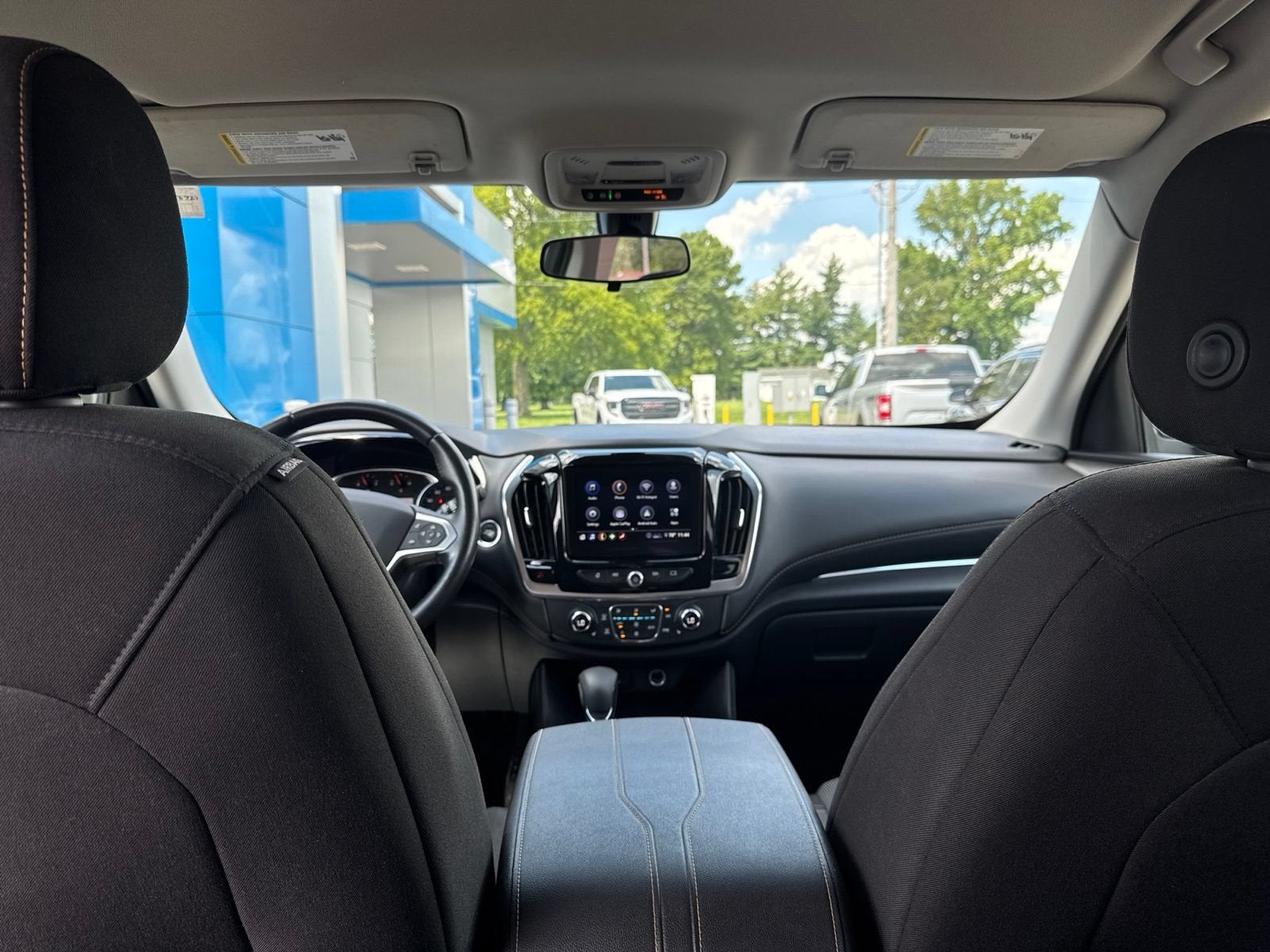 2021 Chevrolet Traverse LT Cloth