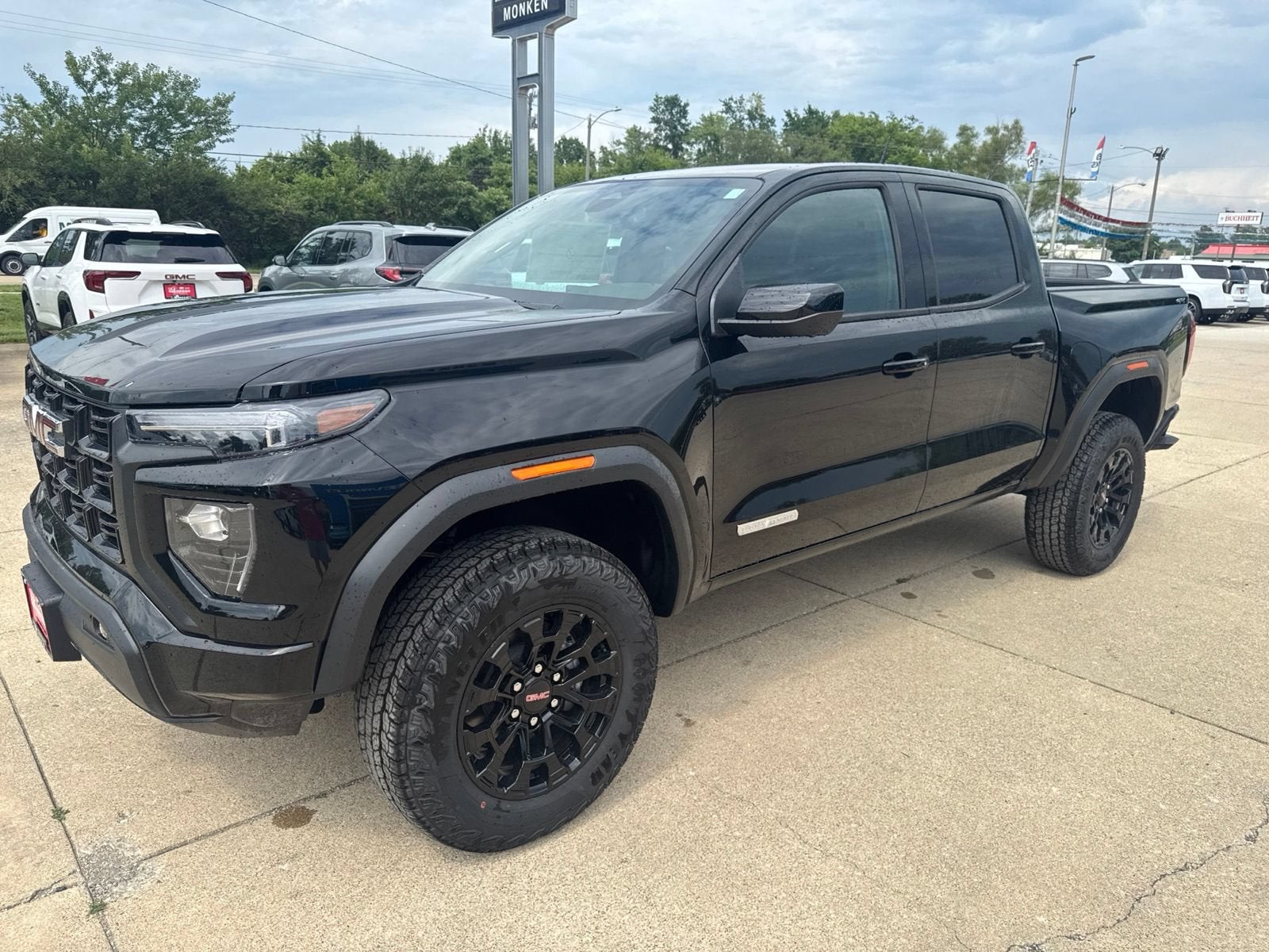 2026 GMC Canyon Elevation