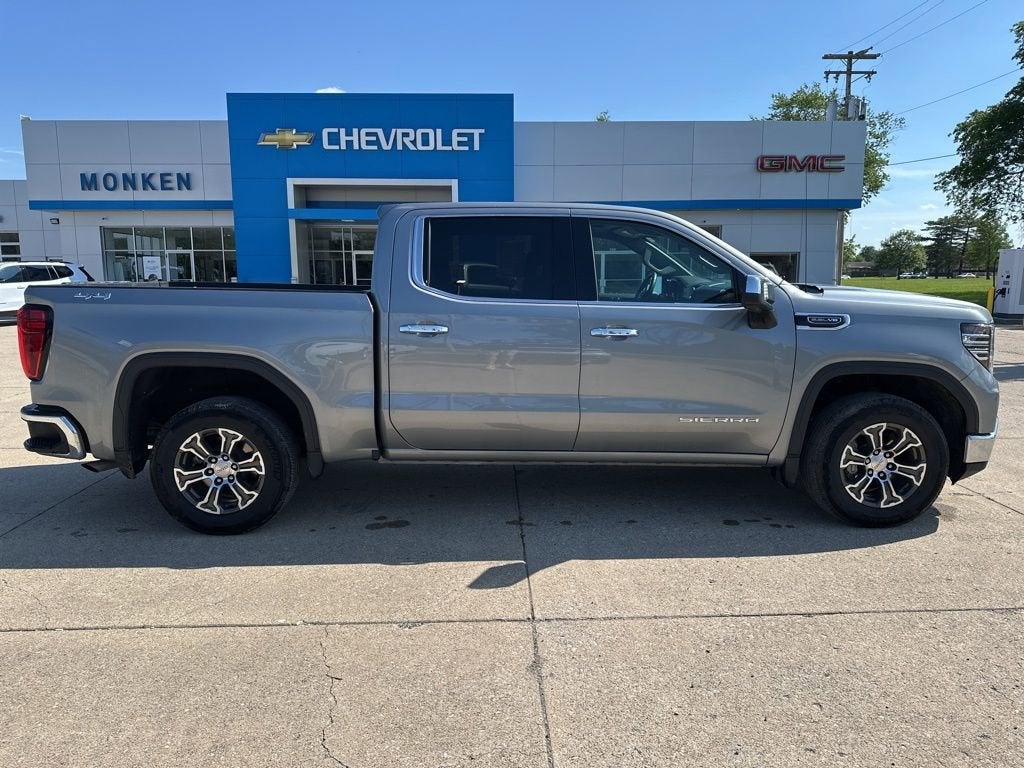 2025 GMC Sierra 1500 SLT