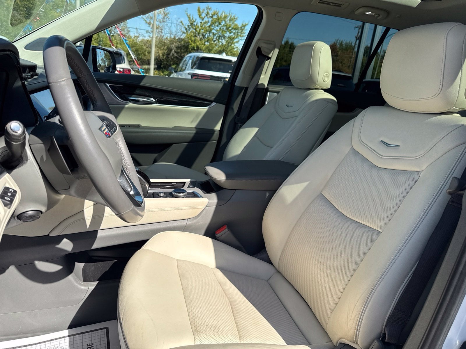 2023 Cadillac XT6 FWD Premium Luxury