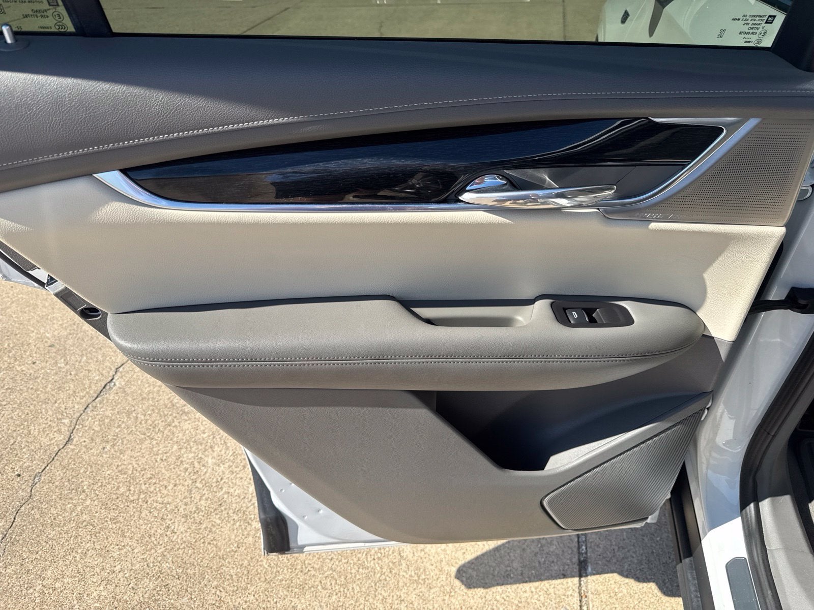 2023 Cadillac XT6 FWD Premium Luxury