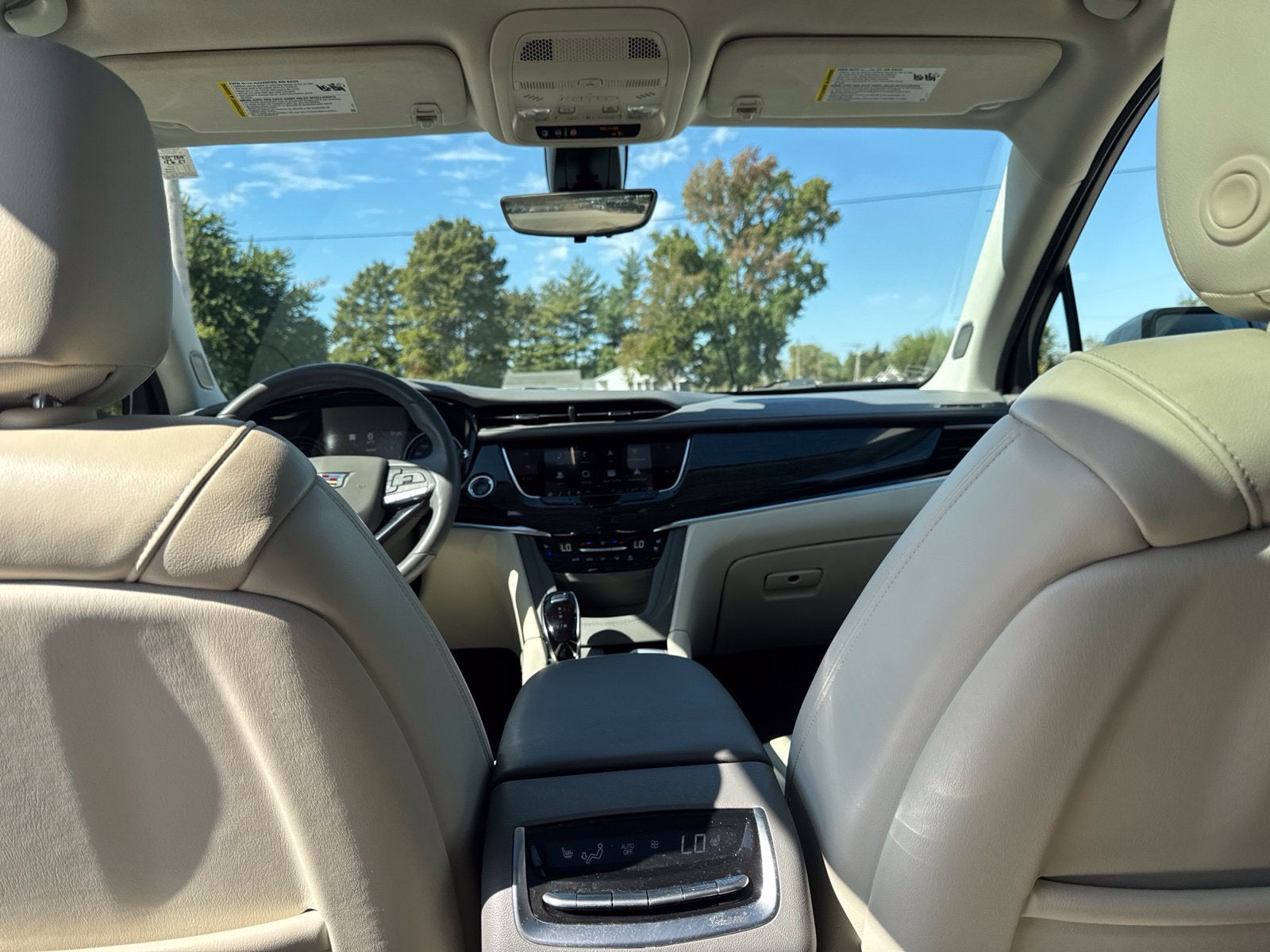 2023 Cadillac XT6 FWD Premium Luxury