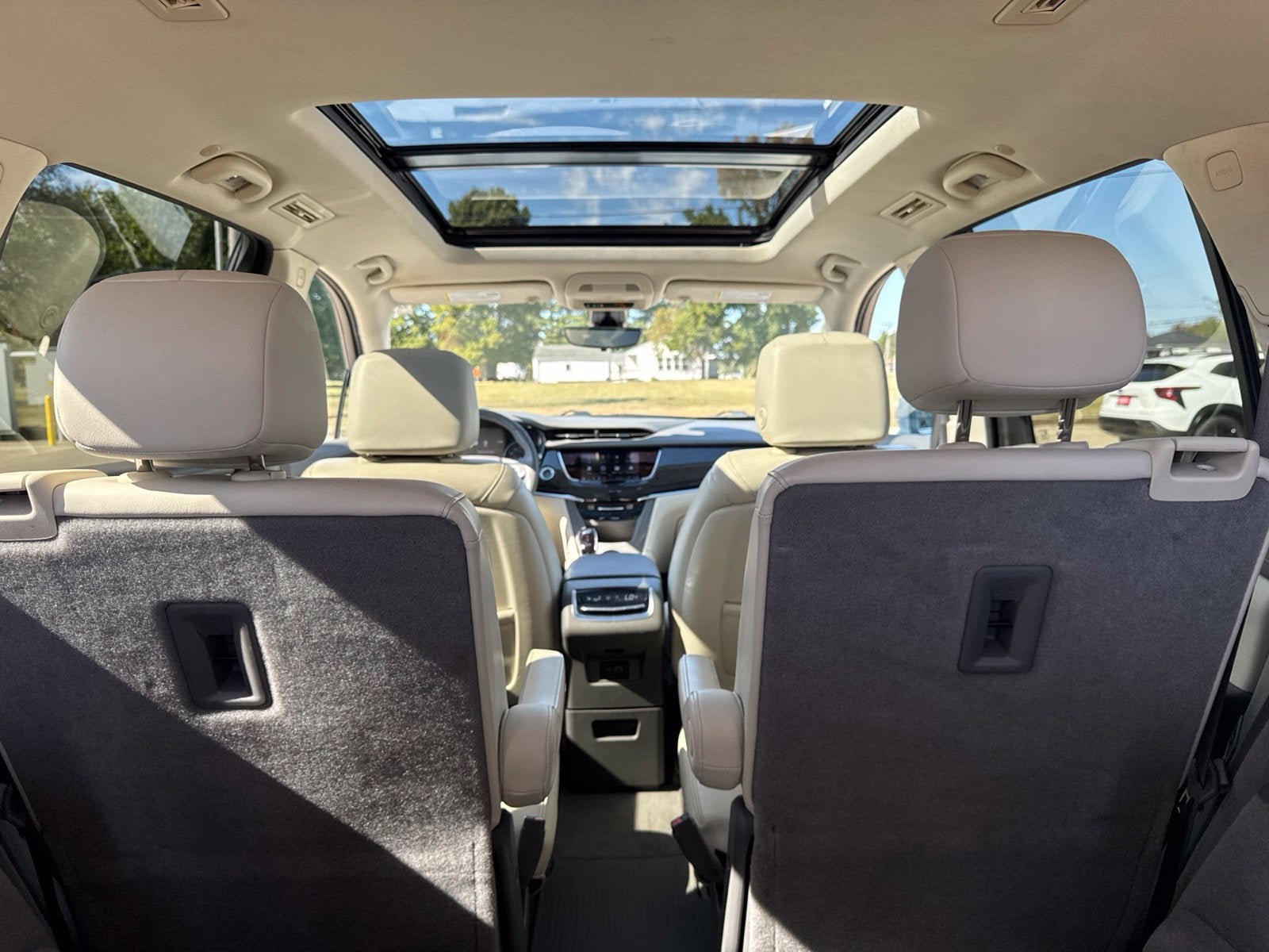 2023 Cadillac XT6 FWD Premium Luxury