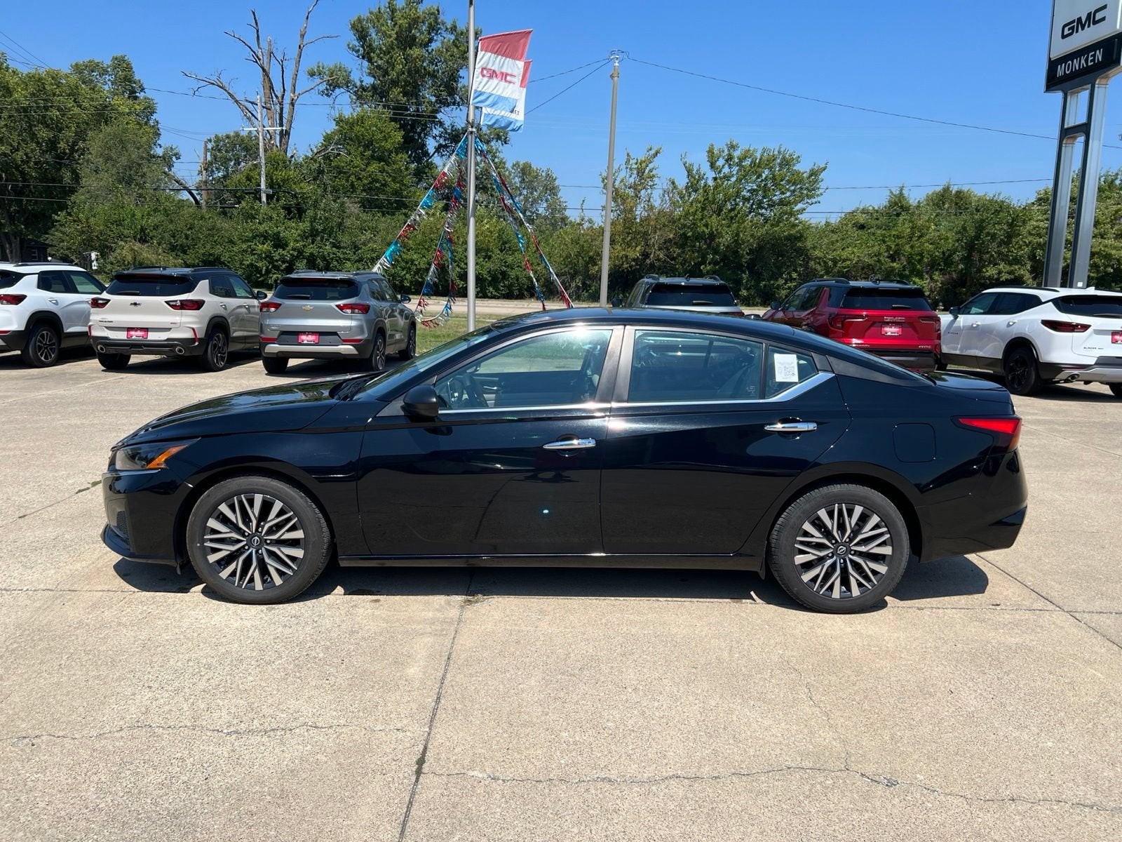 2025 Nissan Altima SV