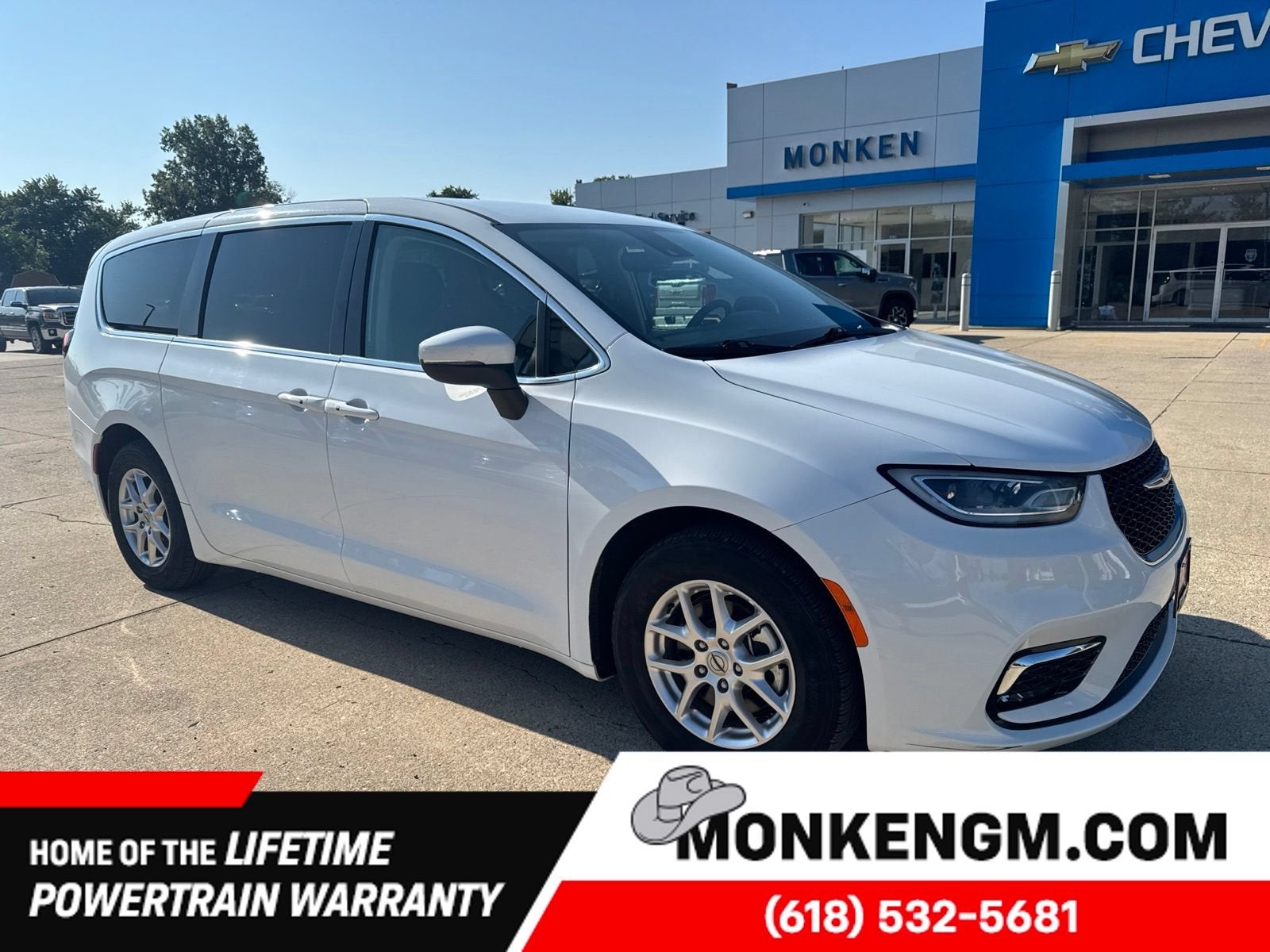 2023 Chrysler Pacifica Touring L