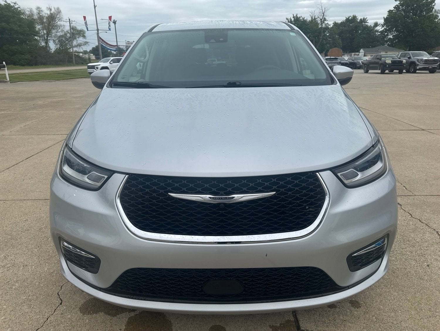 2023 Chrysler Pacifica Touring L