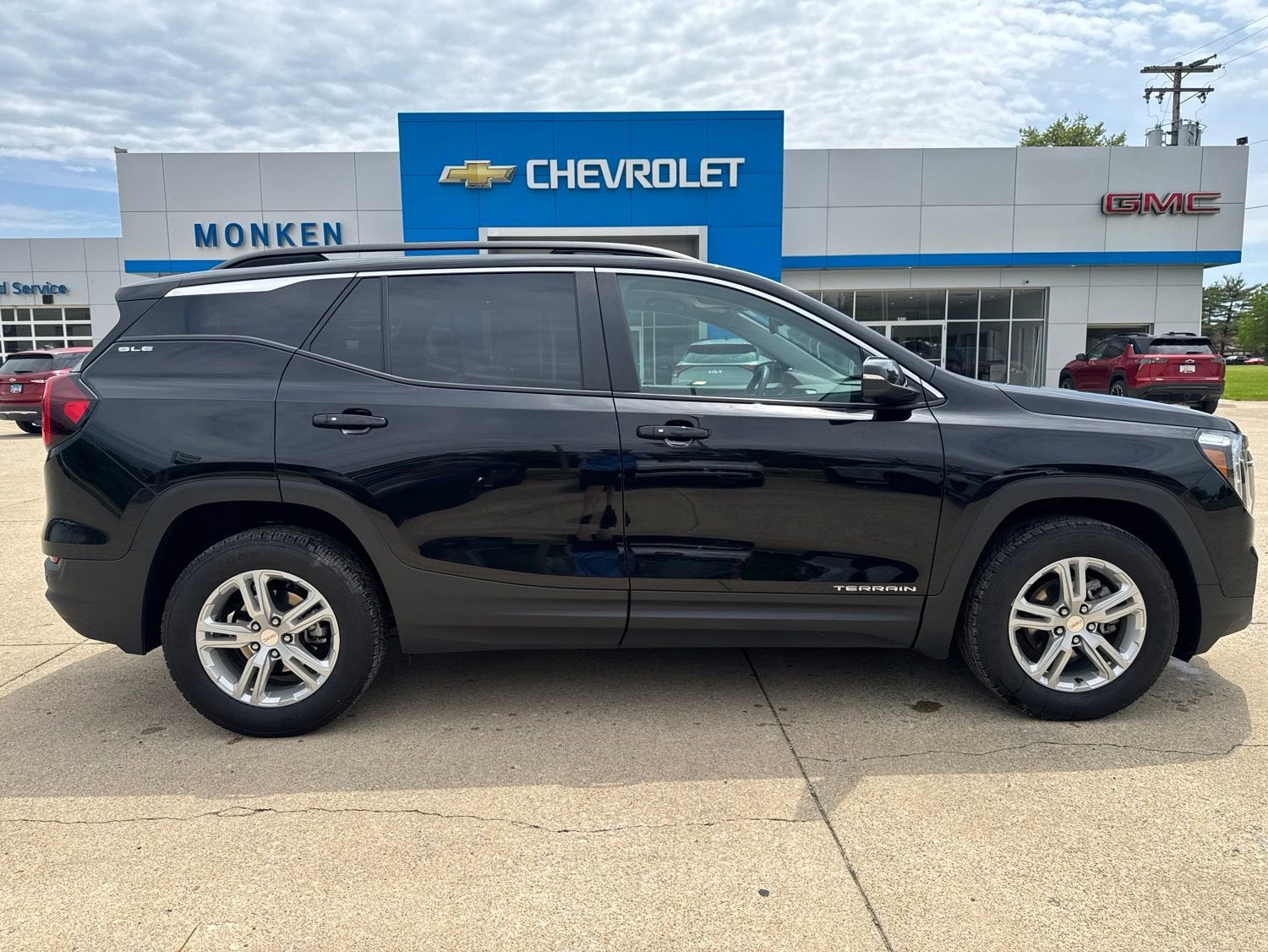2023 GMC Terrain SLE