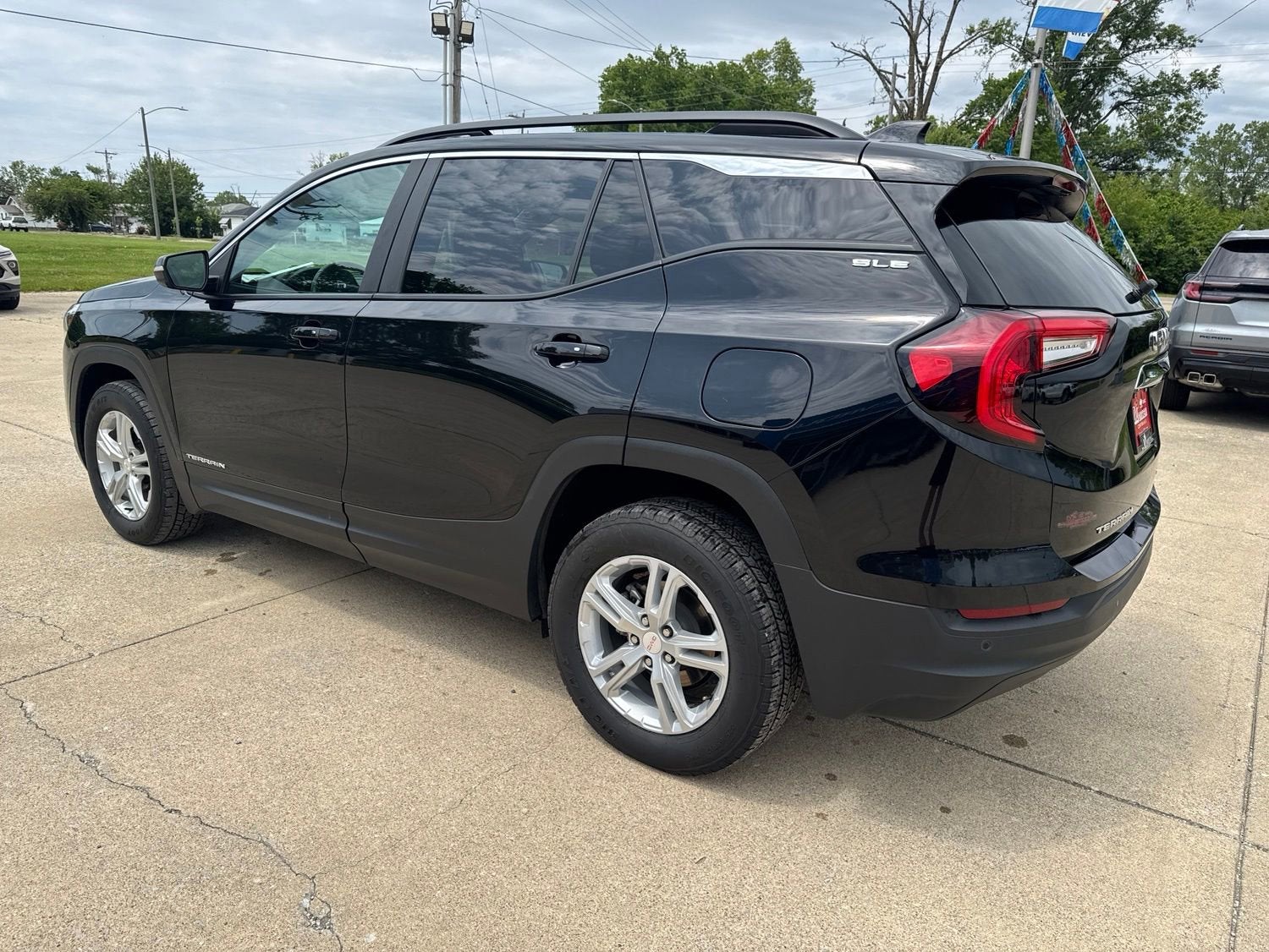 2023 GMC Terrain SLE