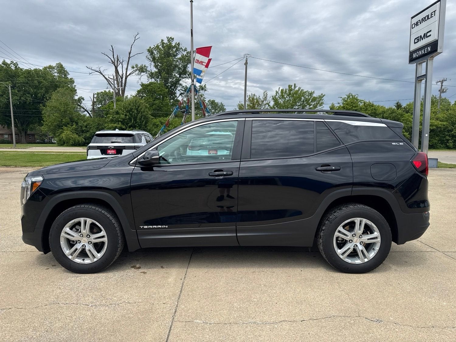 2023 GMC Terrain SLE