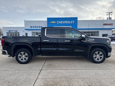 2025 GMC Sierra 1500 SLT