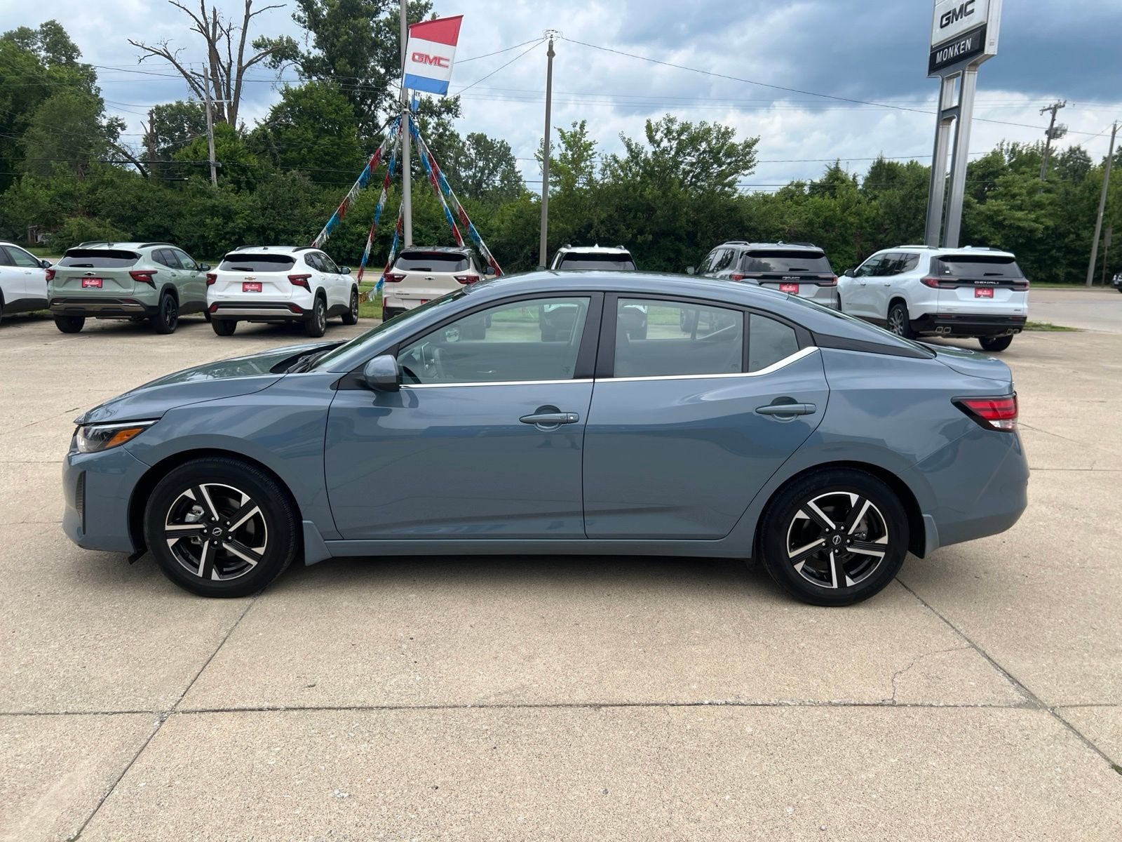 2025 Nissan Sentra SV